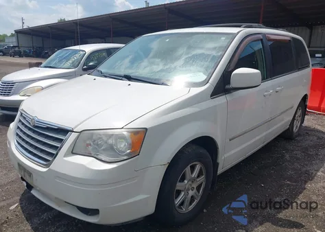 2009 Chrysler Town & Country Touring из США, поврежденный, VIN 2A8HR54139R617896